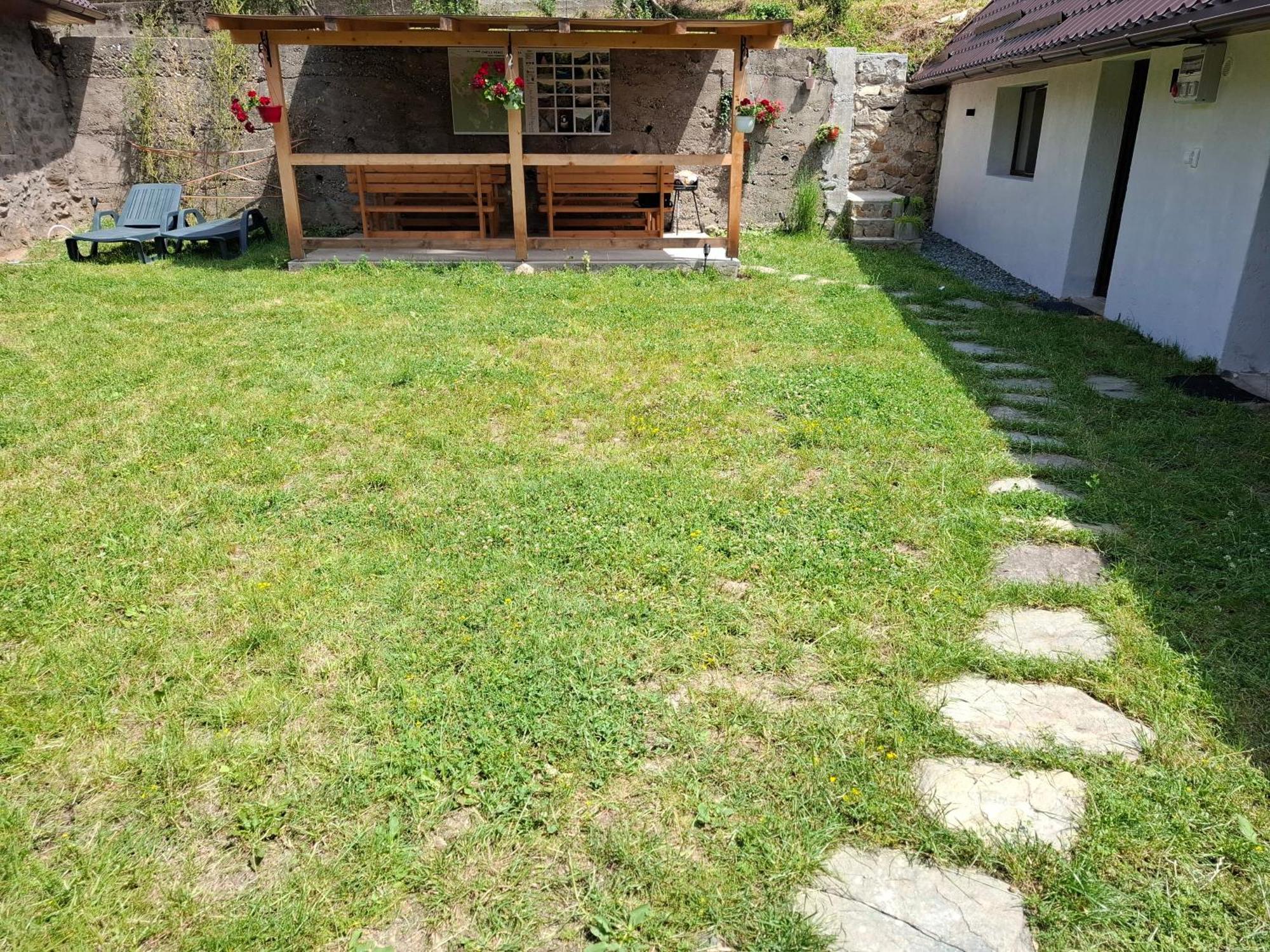 Villa Casa Noua Sasca Montană Esterno foto